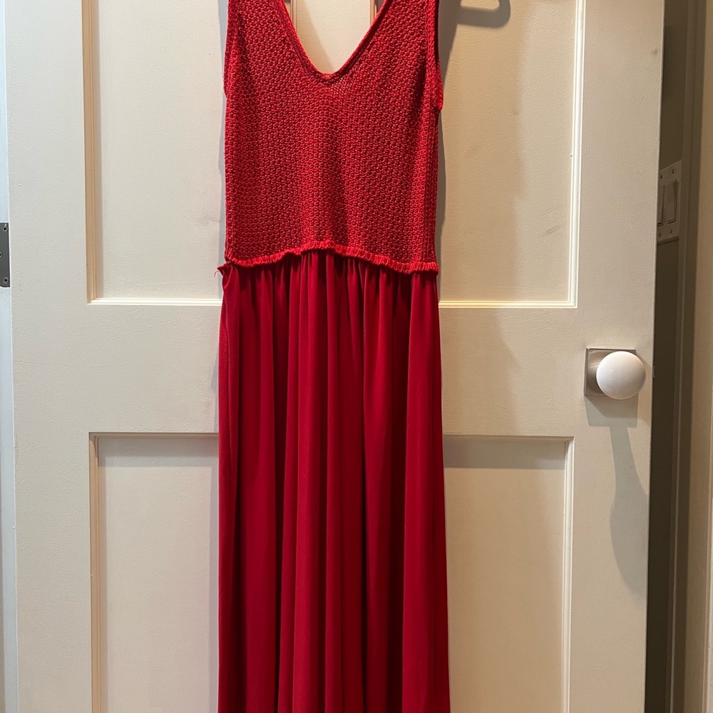 Stunning flowy red Zara dress